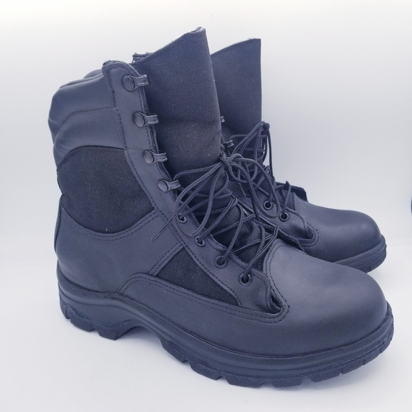 NWOT Thorogood 8" Waterproof Insulated Peacekeeper Black Boots size 9.5 W - Picture 1 of 13